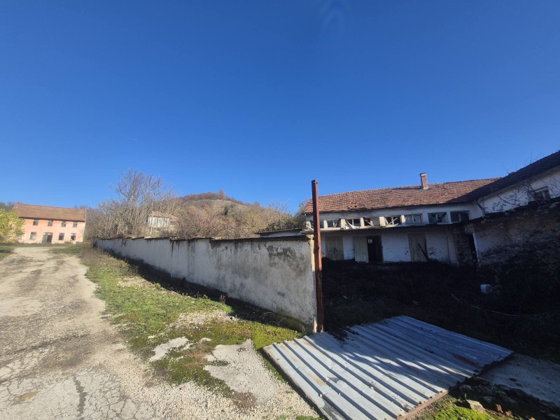 Продава БИЗНЕС ИМОТ, с. Беглеж, област Плевен, снимка 12 - Други - 52533315