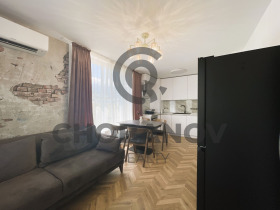 1 chambre m-t Kambanite, Sofia 4