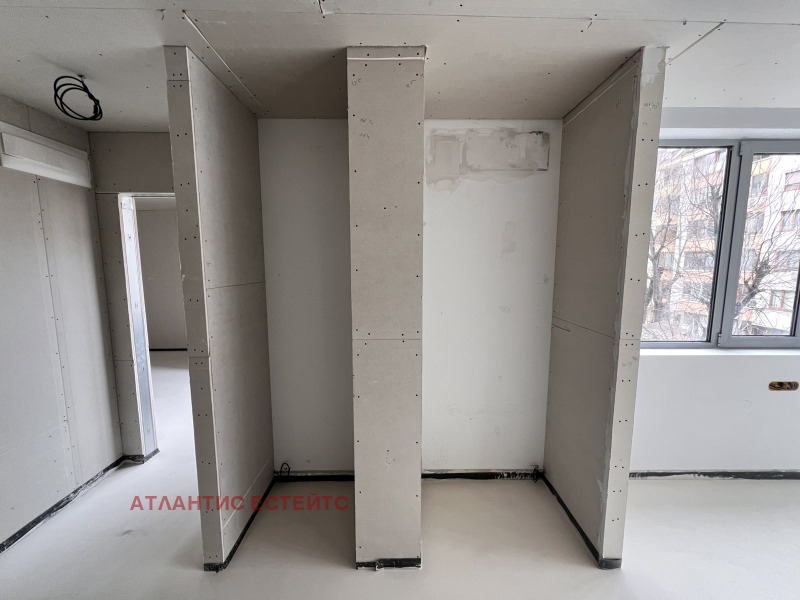 Продава 2-СТАЕН, гр. Бургас, Център, снимка 3 - Апартаменти - 53465439