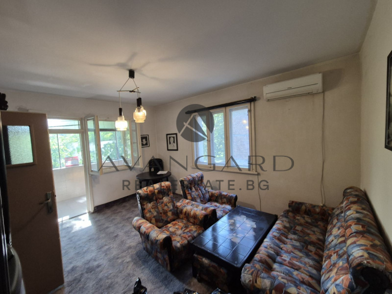 À vendre  Étage de la maison Plovdiv , Karchiyaka , 71 m² | 58953721