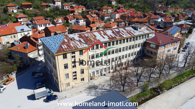 De vânzare  Cladire industriala regiunea Pazardzhik , Batac , 3800 mp | 60389578