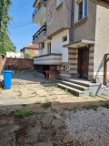 Продава КЪЩА, област Стара Загора, гр. Чирпан • 110000 € • 83559970 — Holmes.bg