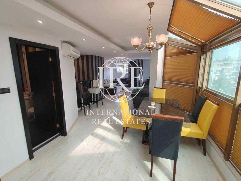 Na prodej  2 ložnice Varna , Levski 1 , 146 m2 | 98069294