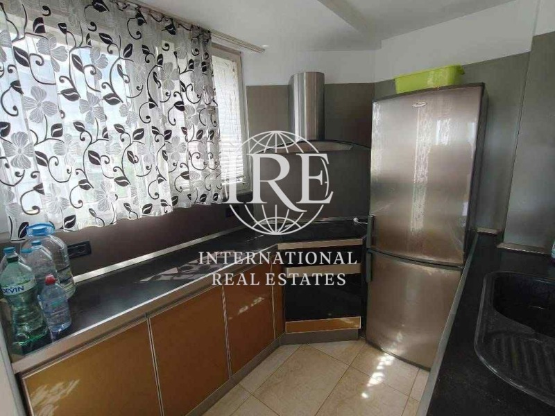 Na prodej  2 ložnice Varna , Levski 1 , 146 m2 | 98069294 - obraz [9]