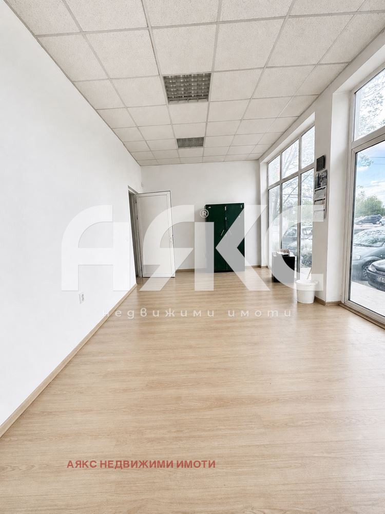 Продава ОФИС, гр. София, Хаджи Димитър, снимка 2 - Офиси - 54421866