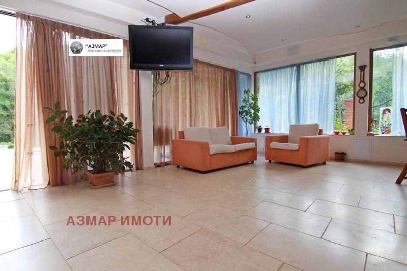 Продава КЪЩА, гр. София, Малинова долина, снимка 2 - Къщи - 49092470