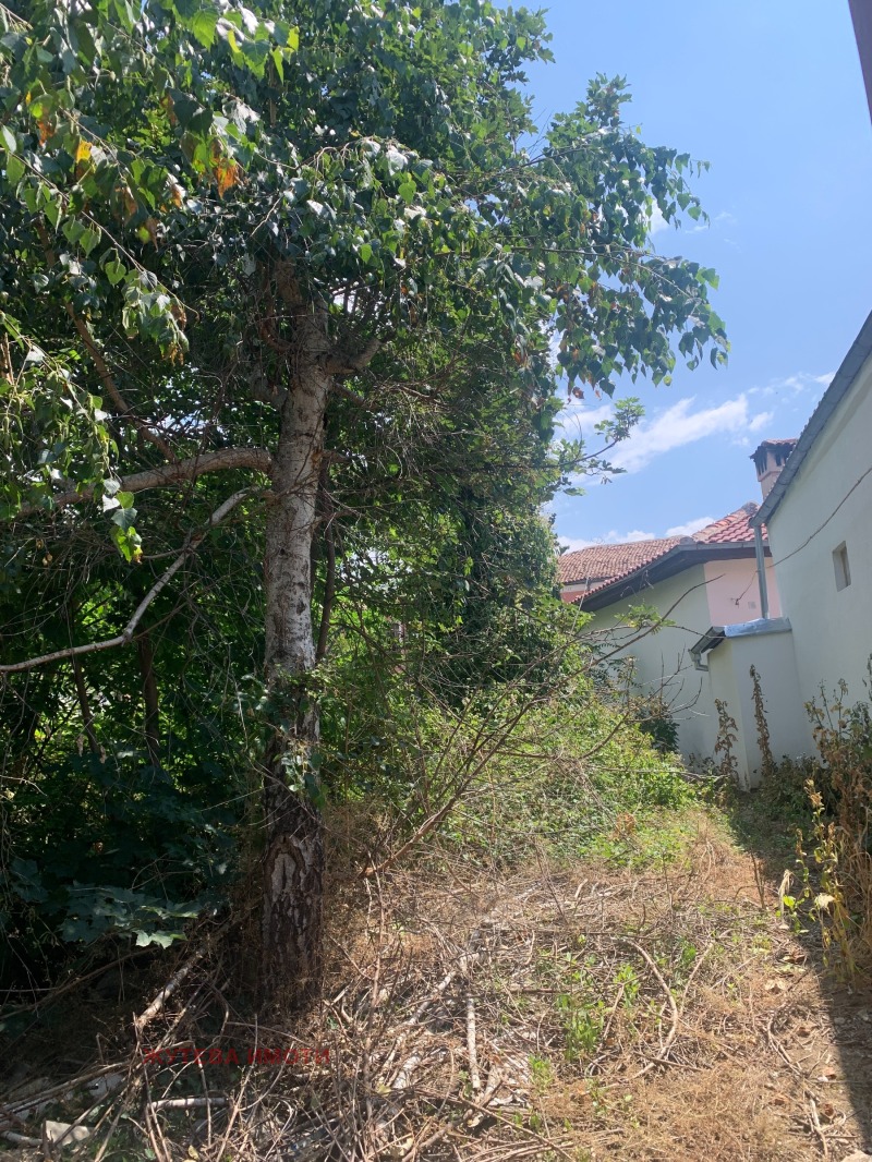 Продава  Парцел област Пловдив , гр. Карлово , 410 кв.м | 16900977