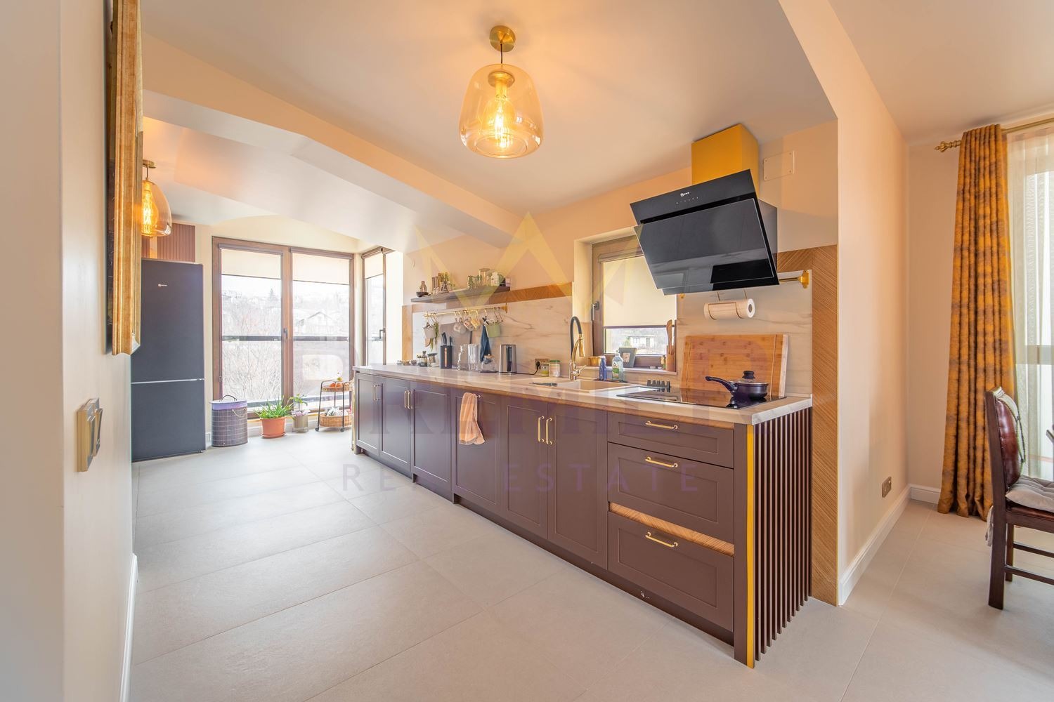 Продава МЕЗОНЕТ, гр. Варна, Бриз, снимка 4 - Апартаменти - 54131908