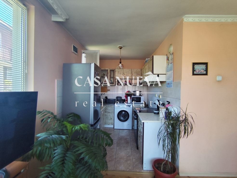 Продава ЕТАЖ ОТ КЪЩА, гр. Перник, Драгановец, снимка 8 - Етаж от къща - 54490019