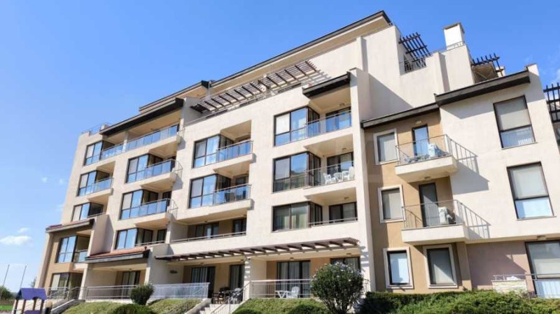 Продава  2-стаен област Бургас , гр. Обзор , 85 кв.м | 90298780 - изображение [16]