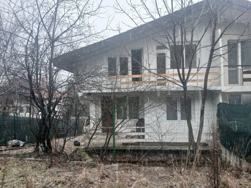 Продава КЪЩА, гр. София, Княжево