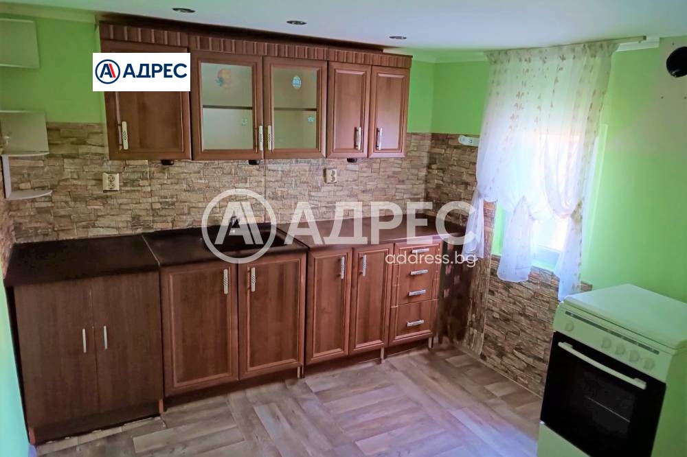 Продава КЪЩА, гр. Разград, Житница, снимка 4 - Къщи - 54336411