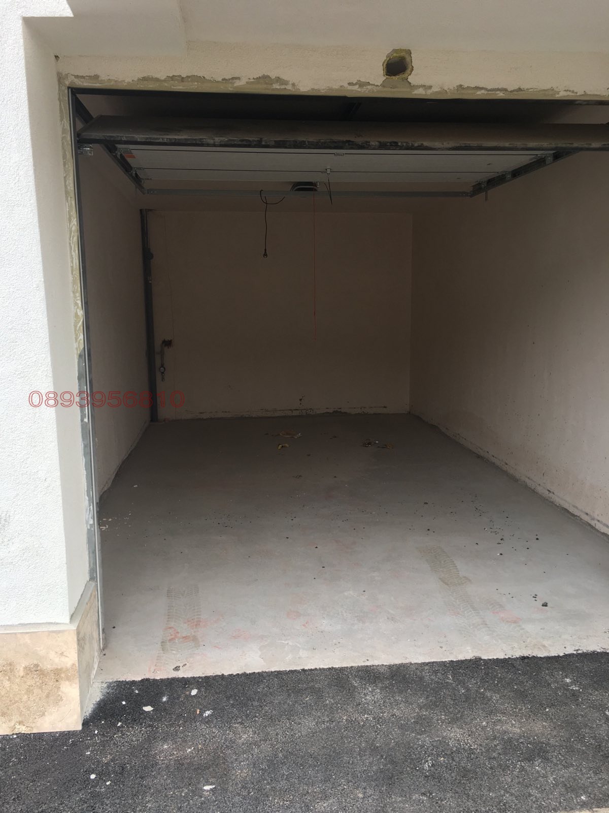 Продава ГАРАЖ, ПАРКОМЯСТО, гр. Перник, Изток, снимка 3 - Гаражи и паркоместа - 54012680