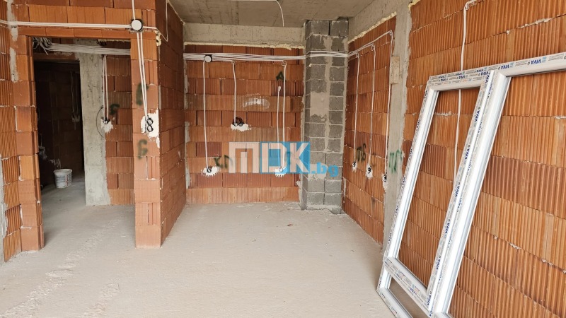 Myytävänä  1 makuuhuone Plovdiv , Ostromila , 65 neliömetriä | 97343157