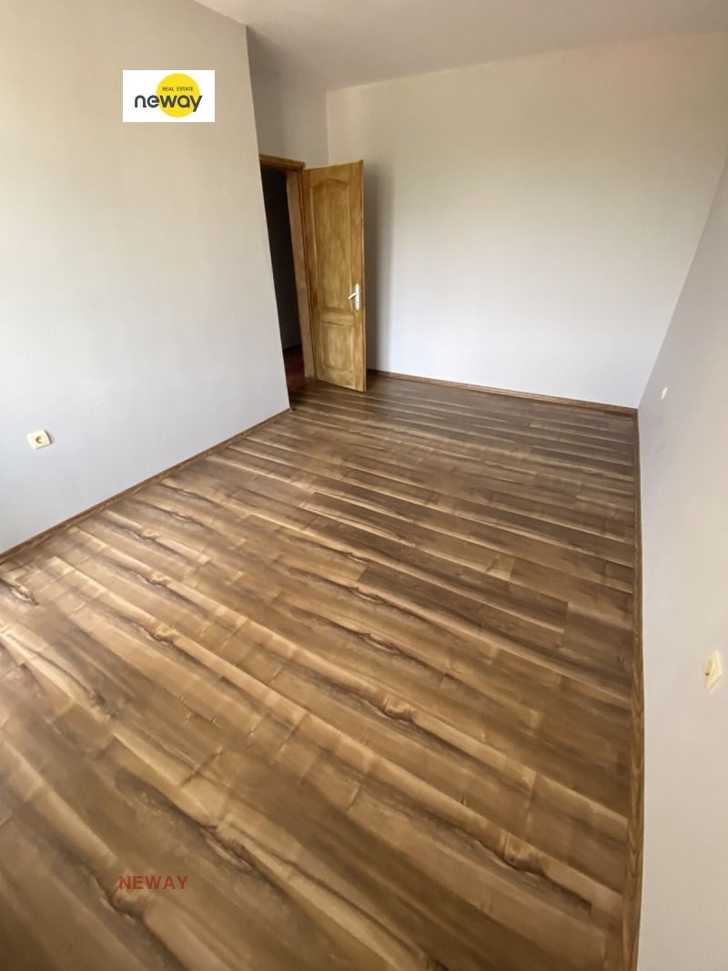 Продава  3-стаен град Плевен , Идеален център , 82 кв.м | 92481938 - изображение [8]