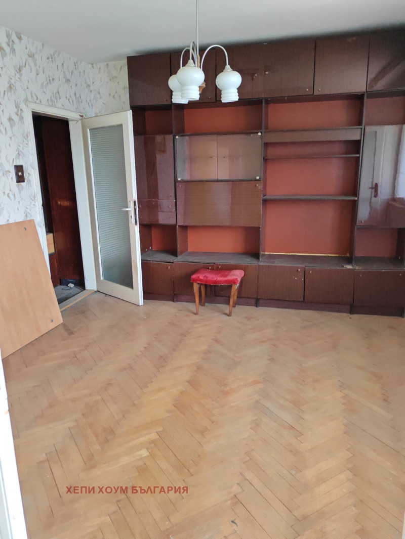 Myytävänä  2 makuuhuonetta Ruse , Širok tsentar , 100 neliömetriä | 53616496 - kuva [4]
