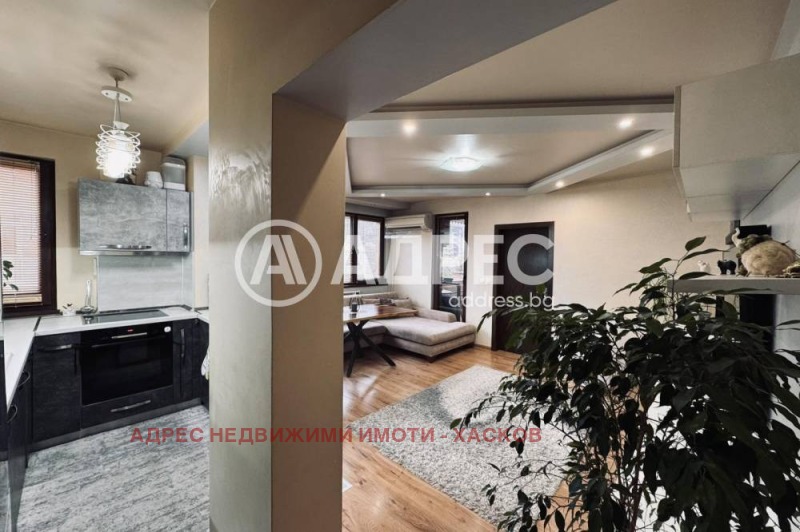 Продава 3-СТАЕН, гр. Хасково, Център, снимка 3 - Апартаменти - 52372477