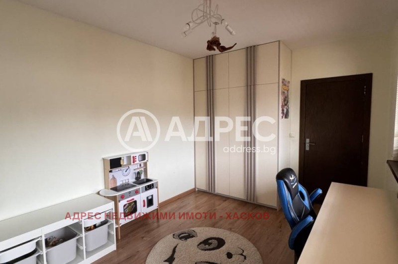 Продава 3-СТАЕН, гр. Хасково, Център, снимка 11 - Апартаменти - 52372477
