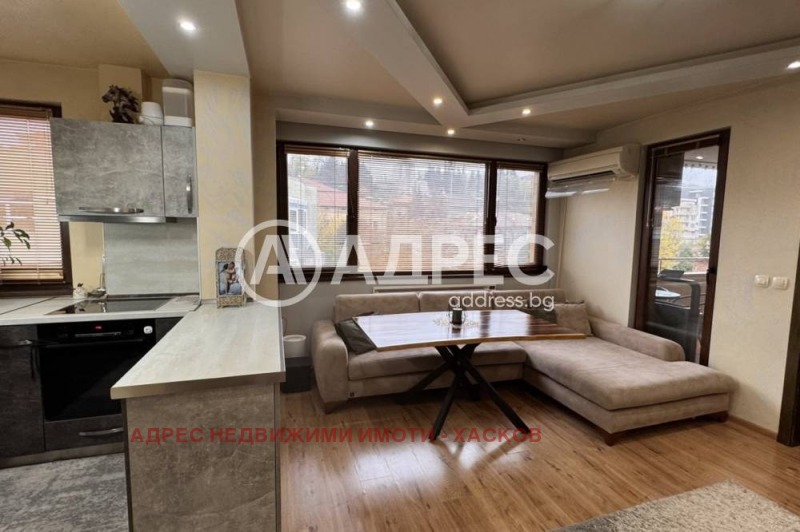 Продава 3-СТАЕН, град Хасково, Център • 180000 € / 352049.40 лв. • 20699398 1