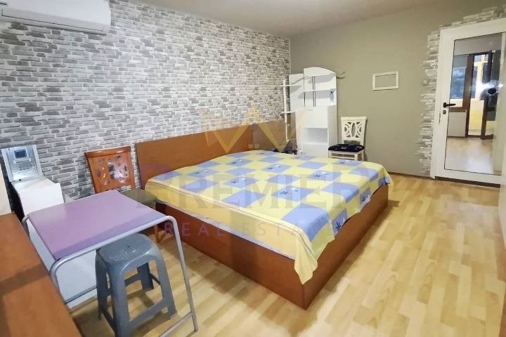 Продава 3-СТАЕН, гр. Бургас, Център, снимка 8 - Апартаменти - 53367064