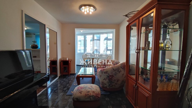 Продава  4-стаен град Варна , Зимно кино Тракия , 100 кв.м | 93405408 - изображение [2]