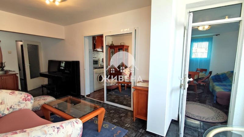 Продава  4-стаен град Варна , Зимно кино Тракия , 100 кв.м | 93405408 - изображение [4]
