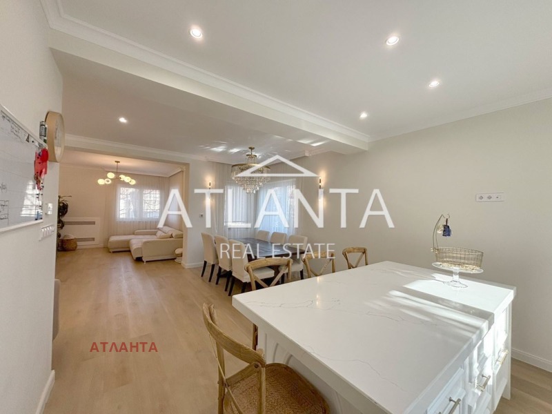 Продава  Многостаен град Варна , Гръцка махала , 270 кв.м | 45480456 - изображение [5]