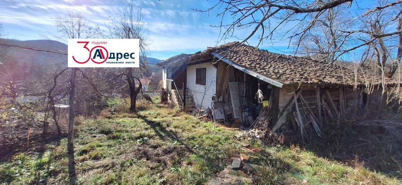 Продава КЪЩА, гр. Елена, област Велико Търново, снимка 13 - Къщи - 52826850