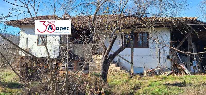 Продава КЪЩА, гр. Елена, област Велико Търново, снимка 3 - Къщи - 52826850