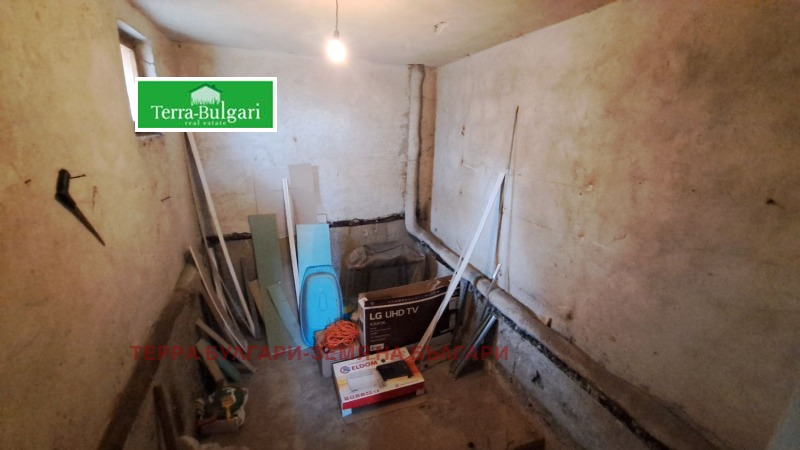 Продава КЪЩА, гр. Перник, Могиличе, снимка 16 - Къщи - 53460941