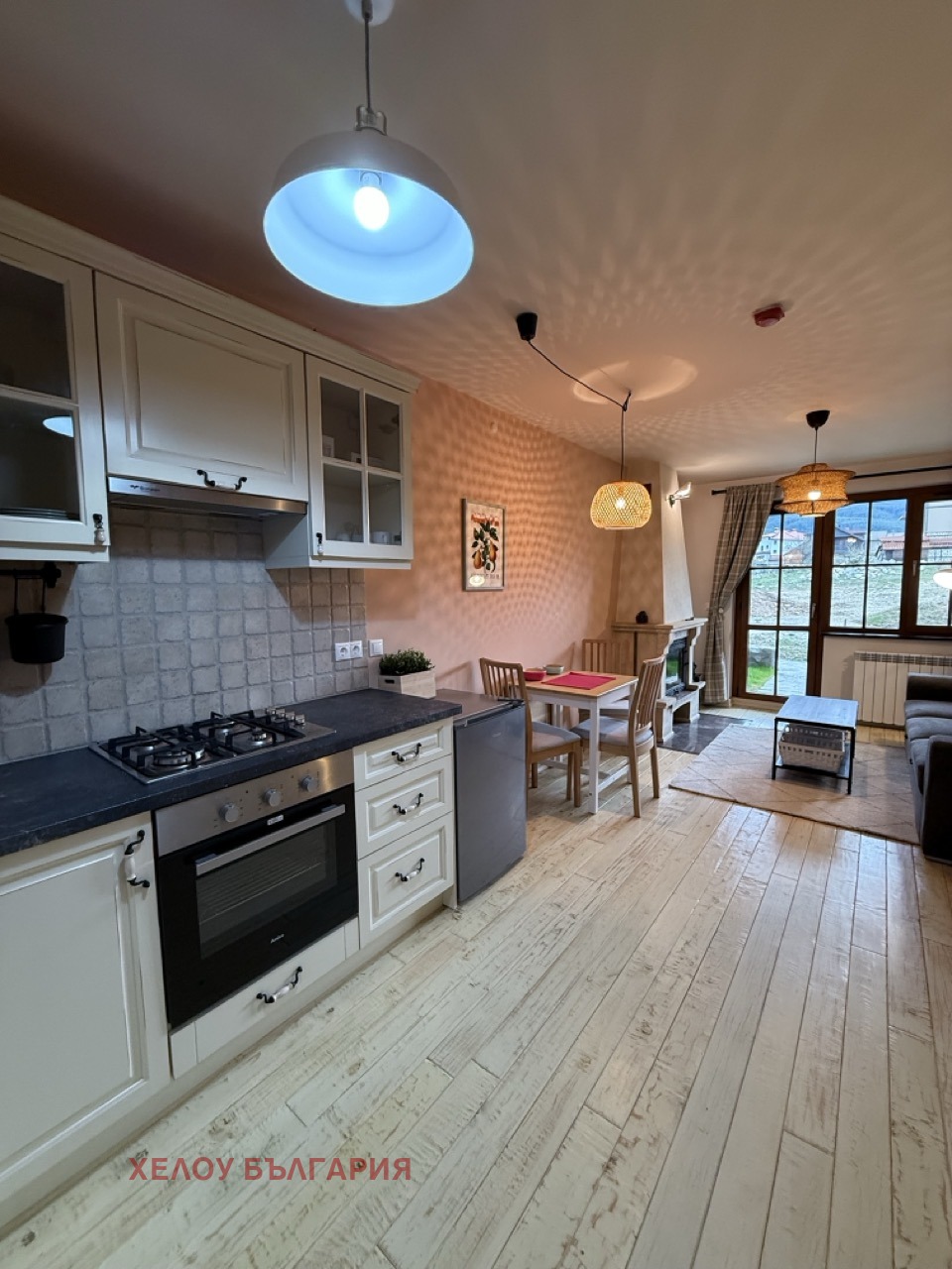 Продава 3-СТАЕН, гр. Банско, област Благоевград