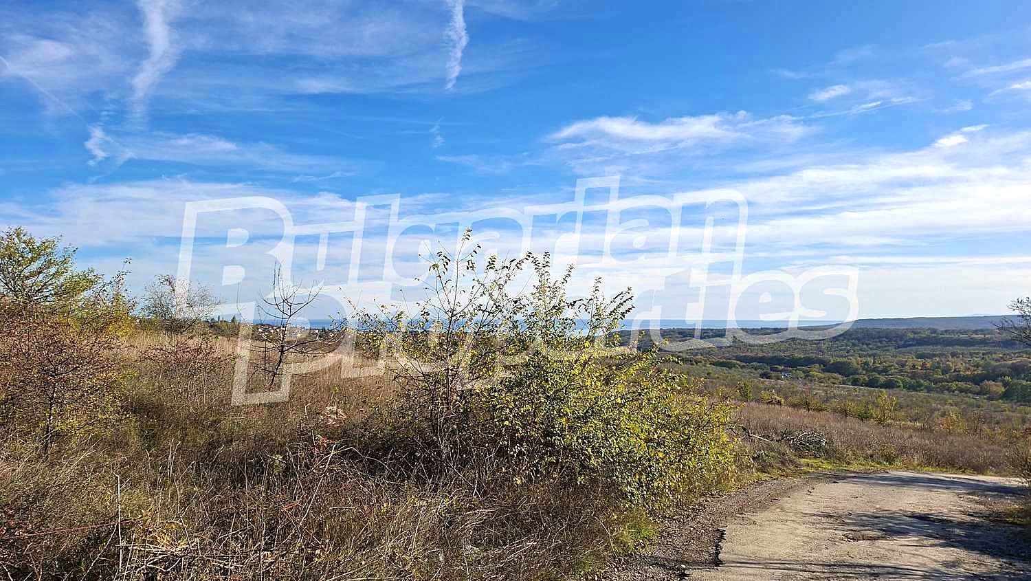 Продава ПАРЦЕЛ, гр. Варна, м-т Боровец - юг, снимка 2 - Парцели - 52293979