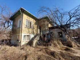 Casa Kmetovci, região Gabrovo 1