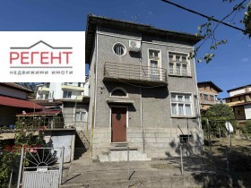 Casa Tsentar, Gabrovo