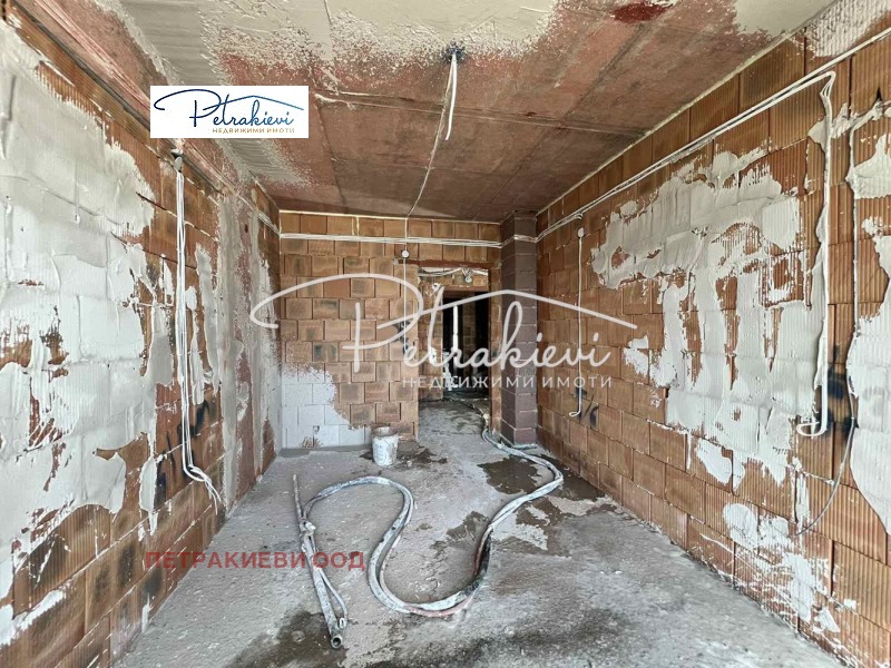 Продава  2-стаен град Бургас , Славейков , 69 кв.м | 67208906 - изображение [3]