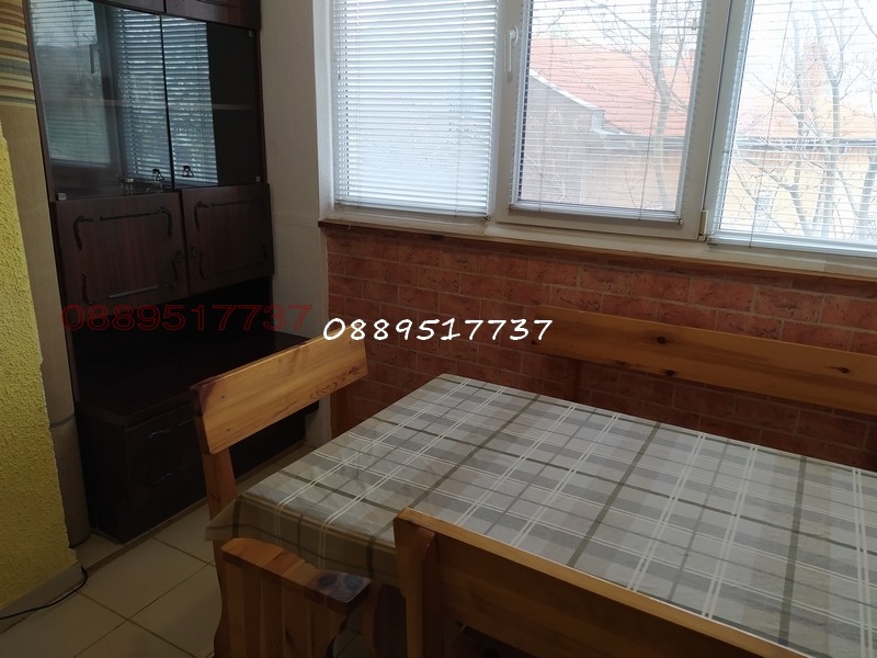 Продава 4-СТАЕН, гр. Русе, Централен южен район, снимка 8 - Апартаменти - 52786637