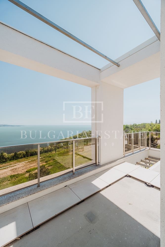 Продава МНОГОСТАЕН, гр. Варна, Галата, снимка 4 - Апартаменти - 55008954