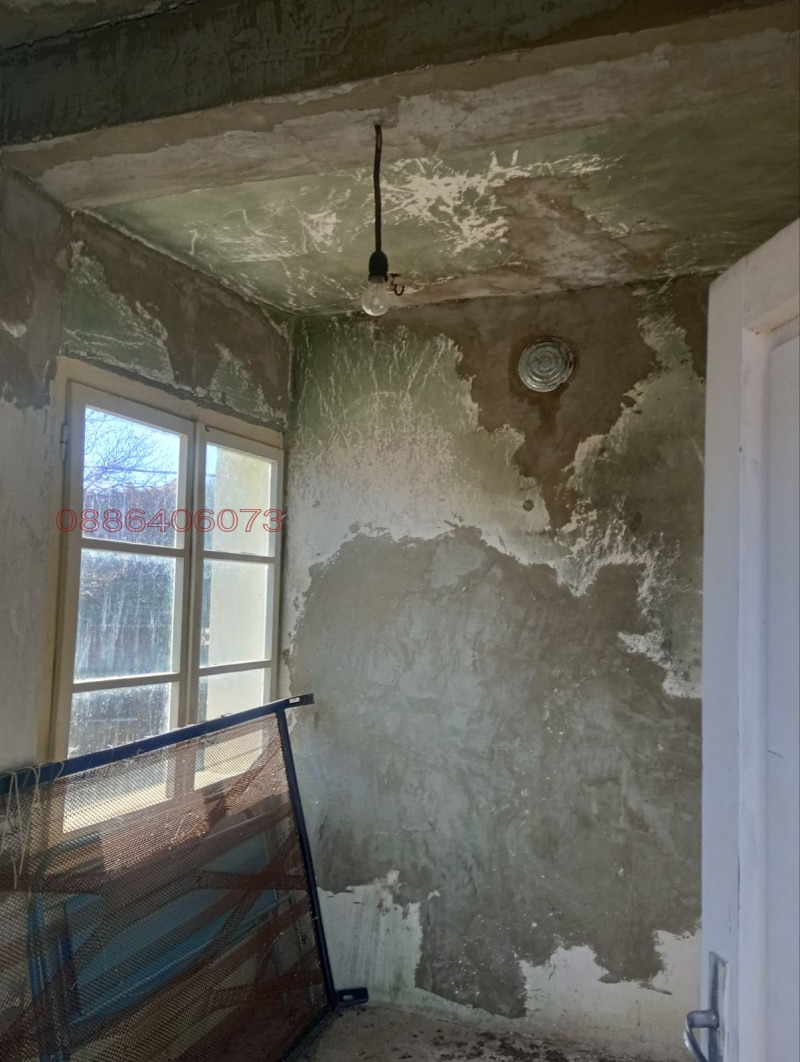 Продава КЪЩА, с. Плешивец, област Видин, снимка 7 - Къщи - 52786638