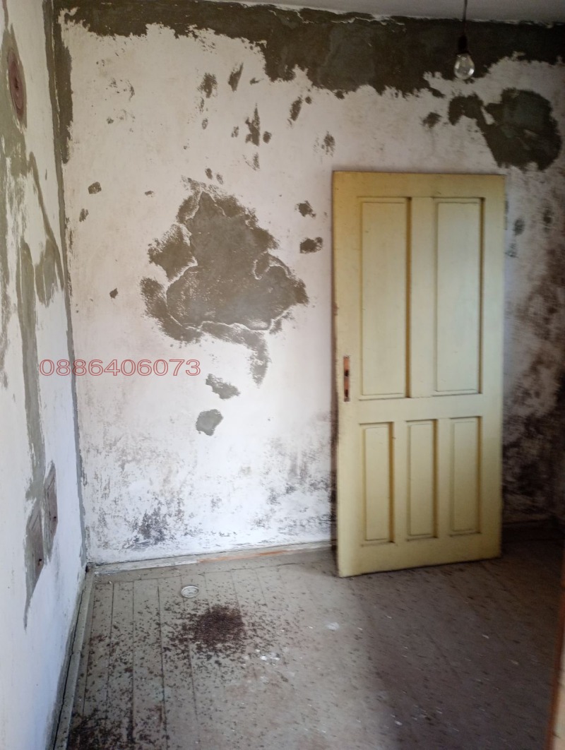 Продава КЪЩА, с. Плешивец, област Видин, снимка 5 - Къщи - 52786638