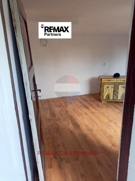 Продава КЪЩА, с. Черни връх, област Шумен, снимка 5 - Къщи - 56199249