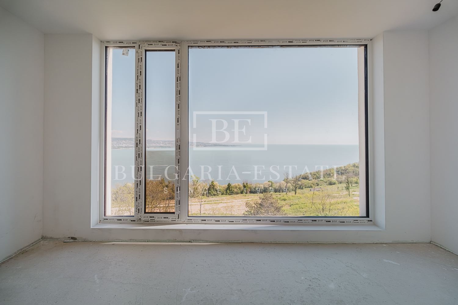 Продава МНОГОСТАЕН, гр. Варна, Галата, снимка 5 - Апартаменти - 55008954
