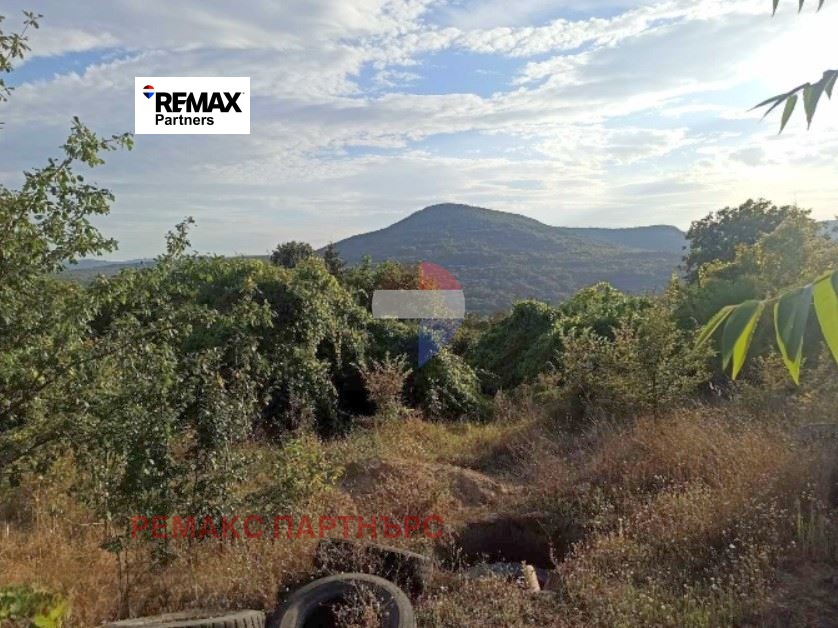 Продава КЪЩА, с. Черни връх, област Шумен, снимка 10 - Къщи - 56199249