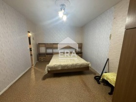 1 Schlafzimmer Dimitrowgrad, region Chaskowo 8