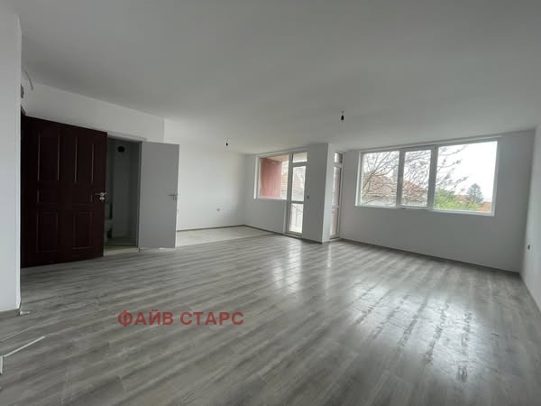 In vendita  Studio regione Dobrič , Kavarna , 45 mq | 71247548
