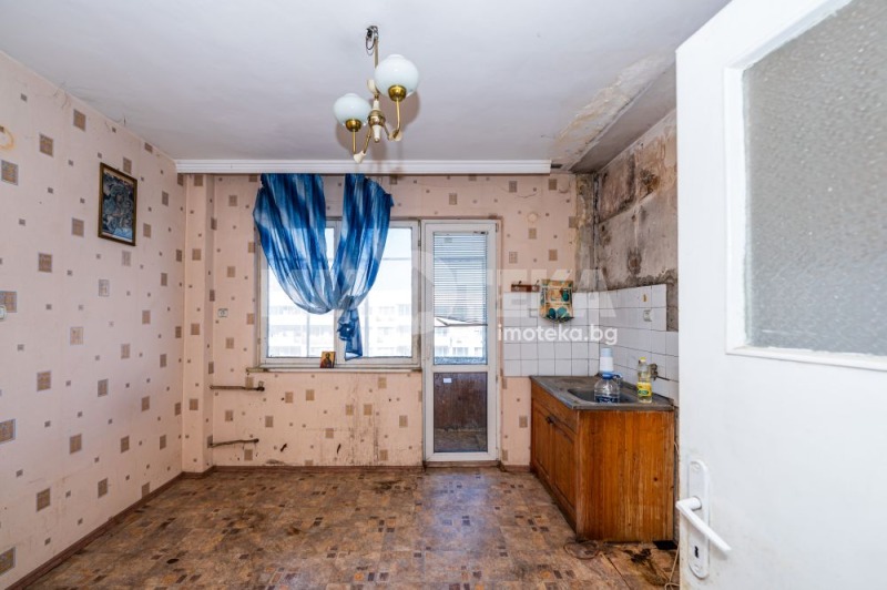 Till salu  2 sovrum Plovdiv , Kjutjuk Parij , 98 kvm | 39682811 - bild [8]