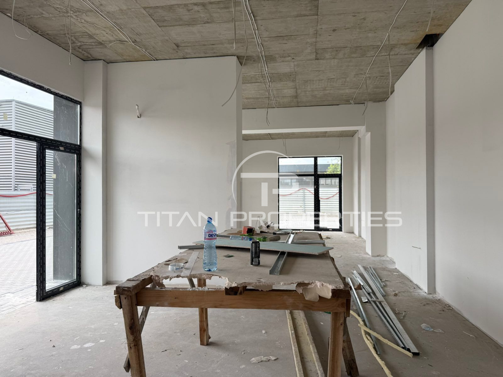 Продава МАГАЗИН, гр. Пловдив, Тракия, снимка 3 - Магазини - 54277649