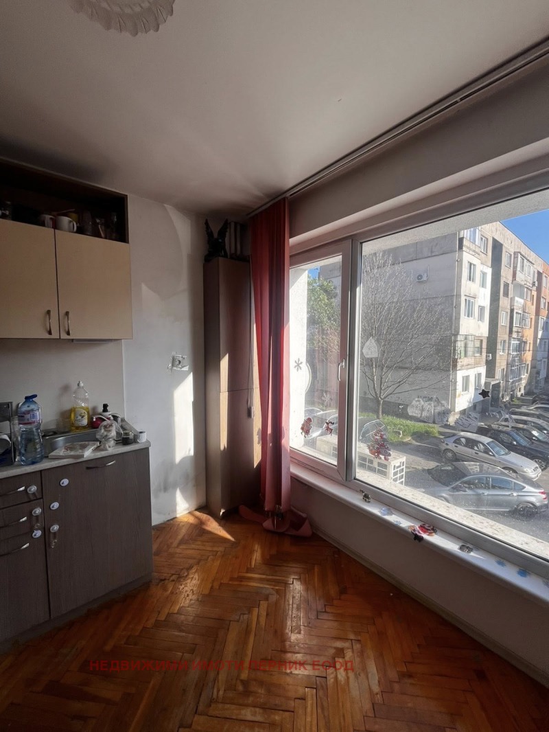 En venta  1 dormitorio Pernik , Iztok , 47 metros cuadrados | 28490235 - imagen [6]