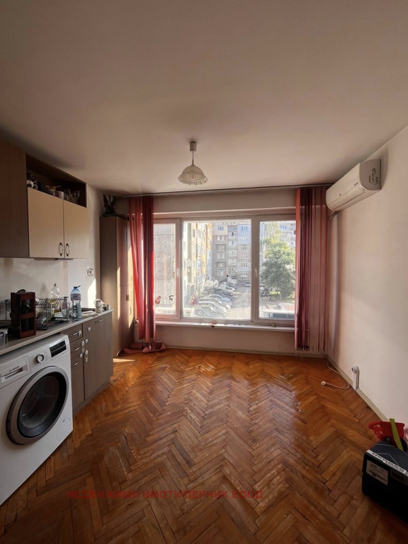 En venta  1 dormitorio Pernik , Iztok , 47 metros cuadrados | 28490235 - imagen [5]