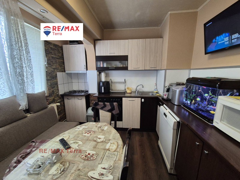 Продава 2-СТАЕН, гр. Оряхово, област Враца