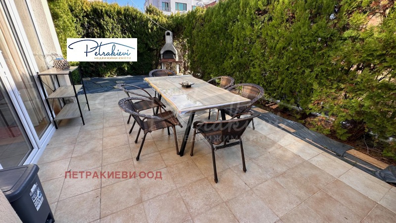 Продава КЪЩА, гр. Свети Влас, област Бургас, снимка 2 - Къщи - 52811602